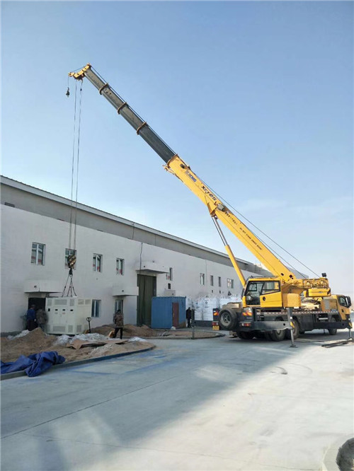 哈尔滨市“超载就喊停”—— 吊车的 “重量保镖” 技术